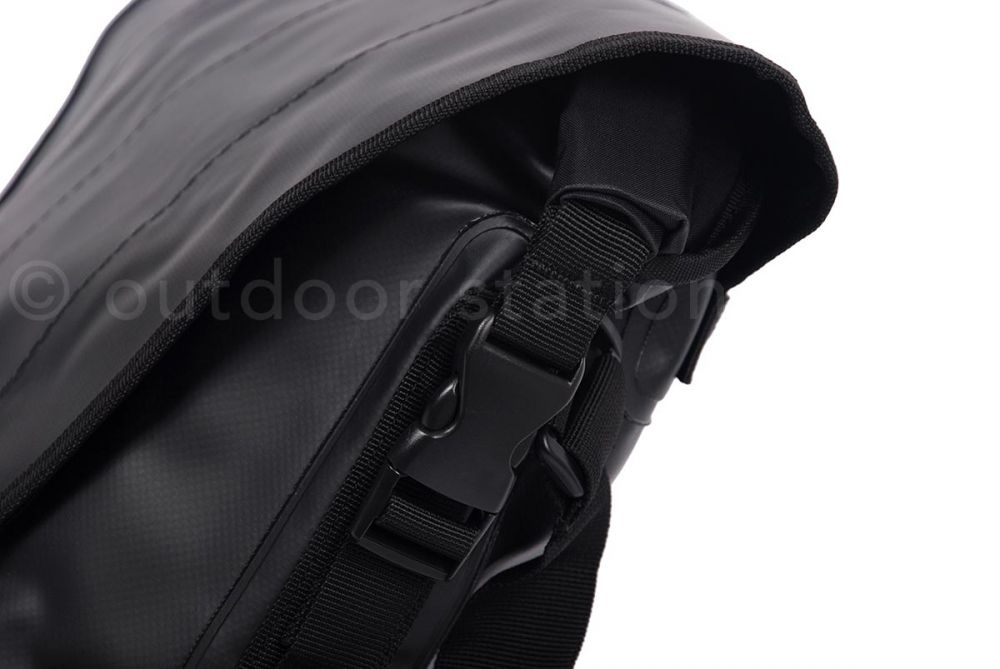 Vodootporna torba Feelfree Runner EX messenger M Crna